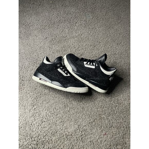 Size 7.5M/9W-Air Jordan 3 Retro Vogue x Anna Wintour - Picture 2 of 7